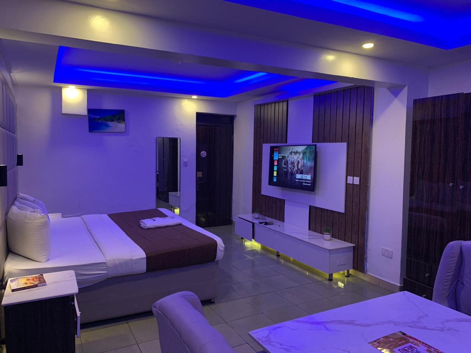 Presken Hotels @ Victoria Island Apese Екстер'єр фото